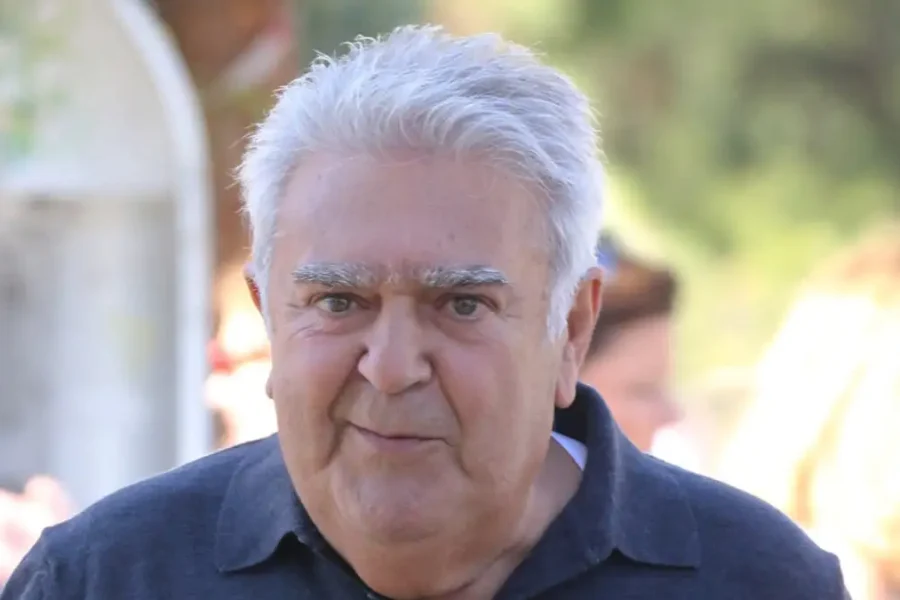 Πασχάλης Τερζής: «Την καλημέρα μου σε όλους» λέει μετά τα ψευδή δημοσιεύματα για τον θάνατό του