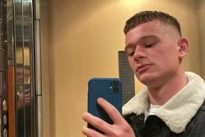 Συγκλονίζει ο πατέρας του 21χρονου που απανθρακώθηκε σε τροχαίο: «Δεν ήταν σε κατάσταση ούτε καν να τον δούμε»