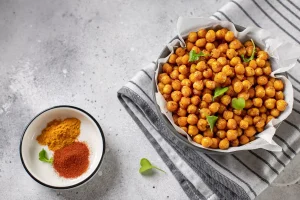 Ρεβίθια στον φούρνο αντί για πατατάκια – Το υγιεινό και νόστιμο σνακ