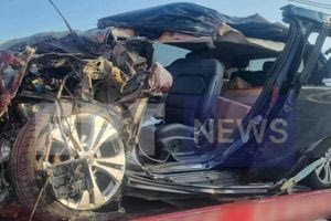 Αργολίδα: Τρεις νεκροί σε σφοδρή σύγκρουση ΙΧ με φορτηγό