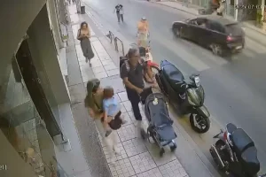 Συνελήφθη ο ανήλικος οδηγός που παρέσυρε διανομέα στη Λεωφόρο Καλοκαιρινού