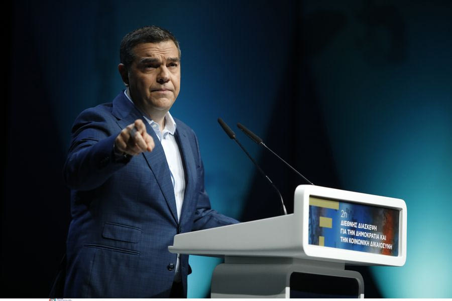 Τσίπρας: Εγώ δεν είμαι λερωμένος, ο Μητσοτάκης μπορεί να πει το ίδιο;
