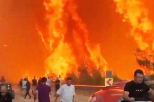 Μαίνονται οι καταστροφικές πυρκαγιές στην Τουρκία – Εκκενώνονται οικισμοί με πάνω από 3.600 κατοίκους