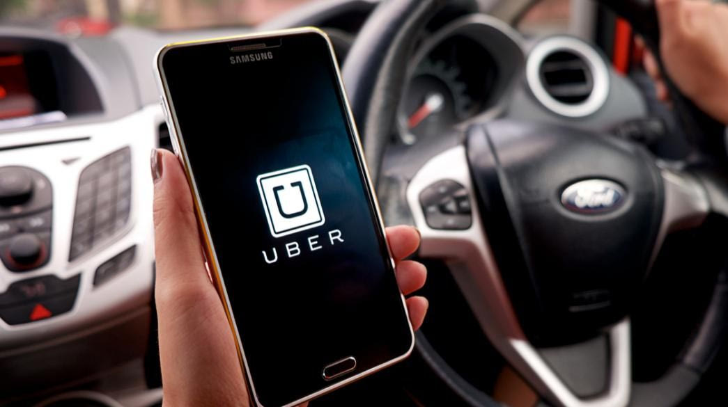 Η Uber στις ΗΠΑ θα επιτρέπει σε γυναίκες οδηγούς και επιβάτες να μην αντιστοιχίζονται με άνδρες