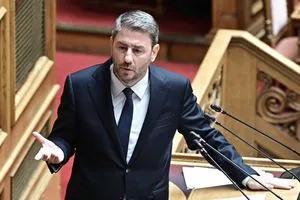 Μίνως Μάτσας για Κεφαλογιάννη: «Είναι παράλογο ένα ζευγάρι να φτάνει εκεί, όταν δεν υπάρχουν διαφορές, αλλά το γινάτι»