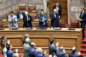 Έντεκα «μαθήματα πολιτικής επιστήμης» από τη συζήτηση στη Βουλή: Από τα ρουσφέτια του Κωνσταντίνου Μητσοτάκη μέχρι τον…άρχοντα του σκότους και το manual της απάτης!