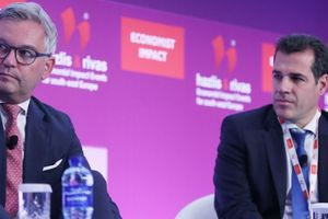 Ένας υπουργός και ένας επίτροπος στη Λιβύη για τις μεταναστευτικές ροές στην Κρήτης