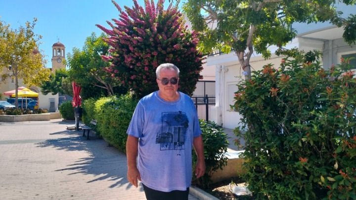 Ηρακλειώτης για βραβείο – Καθαρίζει κάθε μέρα τη γειτονιά του