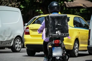 Παύση των εργασιών σε θερμοκρασίες άνω των 40 βαθμών βάσει τοπικών μετεωρολογικών σταθμών ζητά η ΠΟΕΣΕ