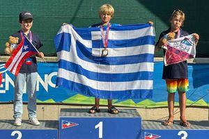 Στην κορυφή του κόσμου 10χρονος Έλληνας ιστιοπλόος