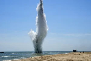 Ουκρανία: Τρεις κολυμβητές νεκροί από νάρκες σε παραλίες της Οδησσού