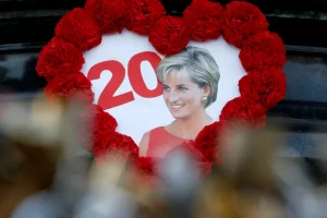 Οι τελευταίες ώρες της Λαίδης Ντι με τον Ντόντι Αλ Φαγέντ – 28 χρόνια από τη βασιλική τραγωδία