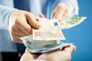 Συντάξεις: Αύξηση 3% στο εξάμηνο – Ποιοι πληρώνονται περισσότερα ανά ηλικία και κλάδο (πίνακας)