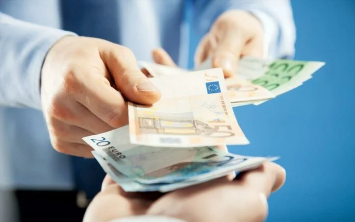 Συντάξεις: Αύξηση 3% στο εξάμηνο – Ποιοι πληρώνονται περισσότερα ανά ηλικία και κλάδο (πίνακας)