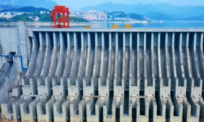 Η Κίνα κατασκευάζει στο Θιβέτ το μεγαλύτερο φράγμα στον κόσμο – Ανησυχία από Ινδία και Μπαγκλαντές