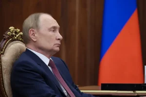 Ο Πούτιν πρότεινε διμερή συνάντηση με τον Ζελένσκι στη Μόσχα – «Απάντησε όχι» ο πρόεδρος της Ουκρανίας