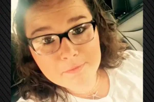 Φρίκη στην Καλιφόρνια: 31χρονη μπέιμπι σίτερ έδινε κορίτσια ΑμεΑ μόλις 3 ετών στον σύντροφό της για να τα κακοποιεί σεξουαλικά