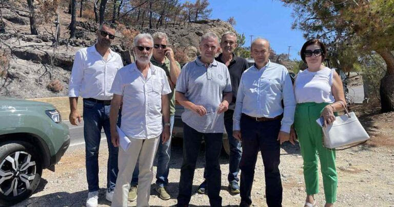 Λασίθι: Αυτοψία Γκουντούφα στις καμένες δασικές εκτάσεις