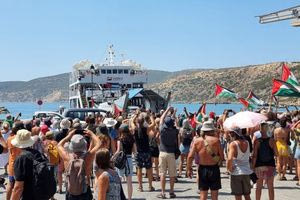 «Σταματήστε τη γενοκτονία» – Συγκεντρώσεις στην Κρήτη και σε όλη την Ελλάδα για την Παλαιστίνη