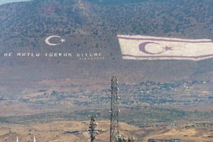 Τουρκία: Προχωρά στον διπλασιασμό του στρατού στα Κατεχόμενα