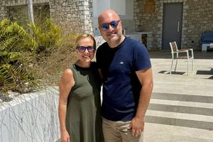 Τζόρτζια Μελόνι: Σε βίλα στη Λίνδο της Ρόδου ήταν πριν διακόψει τις διακοπές της για να πάει στον Λευκό Οίκο