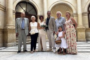 Χαρές στη Λότζια για τον γάμο της Μαρίας Φούμη