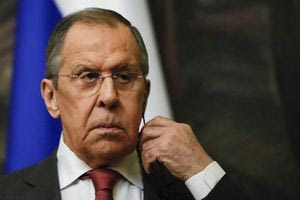 Λαβρόφ: Οι όροι για μία συμφωνία ειρήνης – «Η Ουκρανία να μην ενταχθεί στο ΝΑΤΟ»