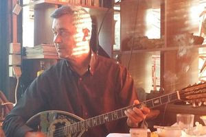 Έφυγε από τη ζωή ο δάσκαλος Θανάσης Δαμιανάκης