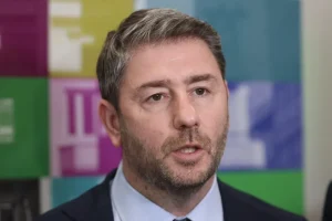 Ανδρουλάκης: Ζητά συνεδρίαση της Βουλής για την αναγνώριση του Παλαιστινιακού κράτους