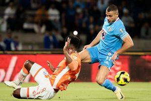 ΠΑΟΚ: Οριστική συμφωνία με Κρουζ Αζούλ, έρχεται Ελλάδα ο Γιακουμάκης