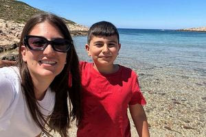 Ο μοναδικός μαθητής της Τελένδου – Η αγάπη του για το νησί είναι μεταδοτική