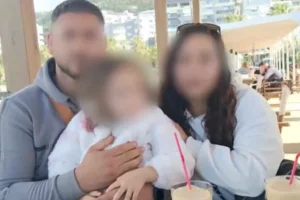 Ανήμερα των γενεθλίων της η κηδεία της 4χρονης Αμέλιας που πνίγηκε σε πισίνα στους Παξούς – «Θα κάναμε πάρτι, τώρα κάνουμε φαρμάκι»