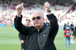 Μπούσης στους παίκτες του ΟΦΗ:  “Η πιο δυνατή ομάδα που είχαμε ποτέ”