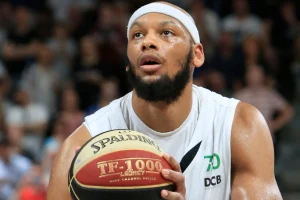 ΗΠΑ: Ισόβια στον δολοφόνο πρώην μπασκετμπολίστα του Παναθηναϊκού