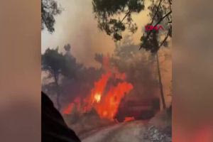Τουρκία: Μεγάλη πυρκαγιά στα Δαρδανέλλια
