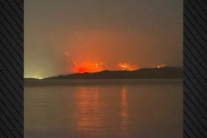 Αλβανία: Ένας ηλικιωμένος νεκρός από τις φωτιές