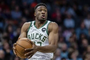 ΝΒΑ: Ξανά στους Μπακς ο Θανάσης Αντετοκούνμπο