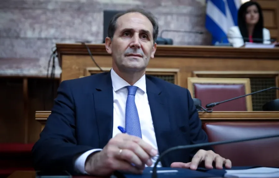Το συγκινητικό αποχαιρετιστήριο μήνυμα του Κώστα Καραμανλή για τον χαμό του Απόστολου Βεσυρόπουλου