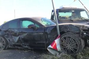 Θέρμη: Ταυτοποιήθηκε ο οδηγός της Porsche που ενεπλάκη στο τροχαίο και διέφυγε από την ηλιοροφή