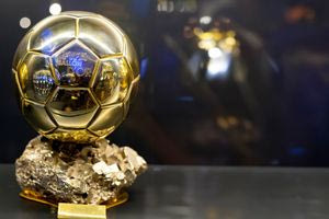 Χρυσή Μπάλα: Την Πέμπτη αποκαλύπτονται οι 30 υποψήφιοι