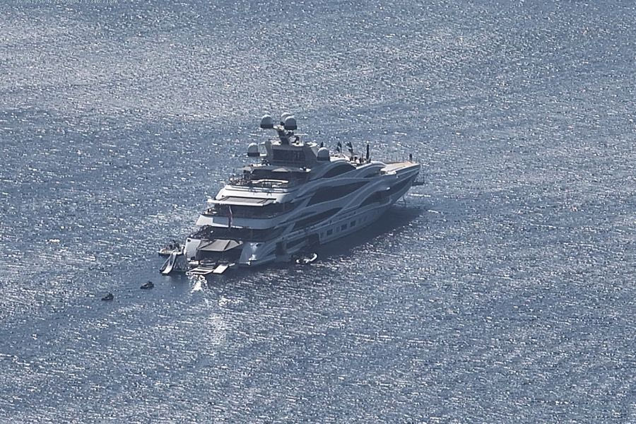 Νοίκιασε οδοντιατρείο στα Χανιά ο σεΐχης για να έρθει ο οδοντίατρος του από την Γαλλία!