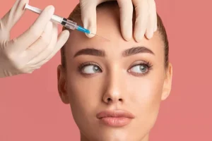Δεκάδες κρούσματα αλλαντίασης λόγω botox – Τι πρέπει να προσέξουν όσοι κάνουν τις δημοφιλείς ενέσεις