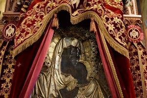 Έκλεψαν τάματα από Ιερά Μονή στη Ροδόπη