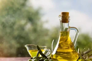 Τα ελληνικά ΠΟΠ προϊόντα που θέλει η Ελλάδα να εξαιρεθούν από τους δασμούς Τραμπ: Ελιές, φέτα, κρασί, γιαούρτι και ελαιόλαδο