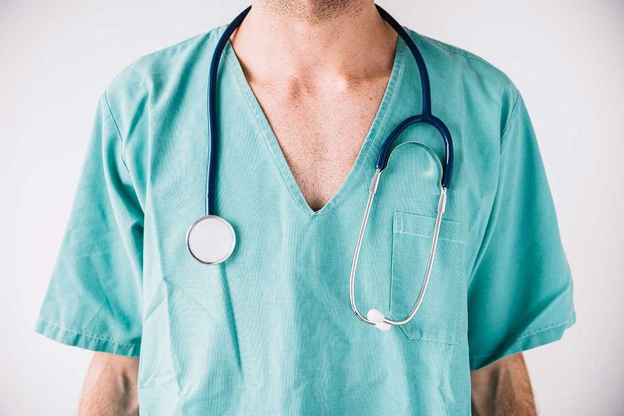 Οι εργαζόμενοι στο Βενιζέλειο για την παραίτηση του χειρούργου: Άλλο ένα εξιλαστήριο θύμα