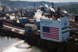 ΗΠΑ: Σημειώθηκε έκρηξη σε εργοστάσιο του Πίτσμπουργκ – Πληροφορίες για εγκλωβισμένους στα συντρίμμια