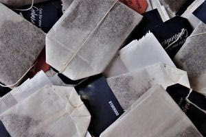 Φακελάκια καφεΐνης: Μόδα ή απειλή για τους νέους;