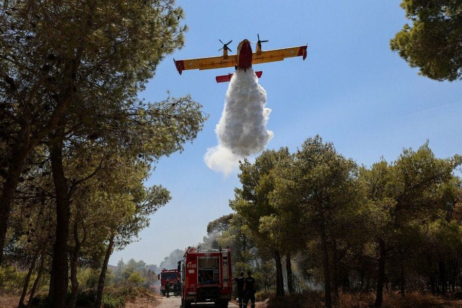 Φωτιά τώρα στην Αργολίδα – Επιχειρούν επτά εναέρια μέσα