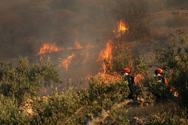 Εκκενώθηκε το χωριό Κεραμές – Με ασθενοφόρα δύο άτομα στο Κ.Υ. Σπηλίου