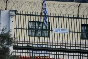 Ναύπλιο: Τροφική δηλητηρίαση έπαθαν 30 κρατούμενοι των φυλακών